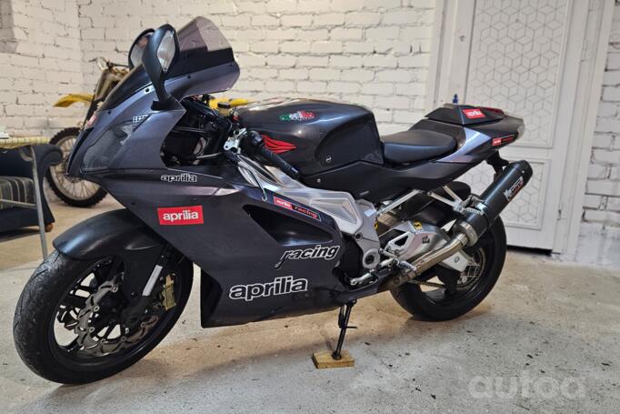 Aprilia RSV