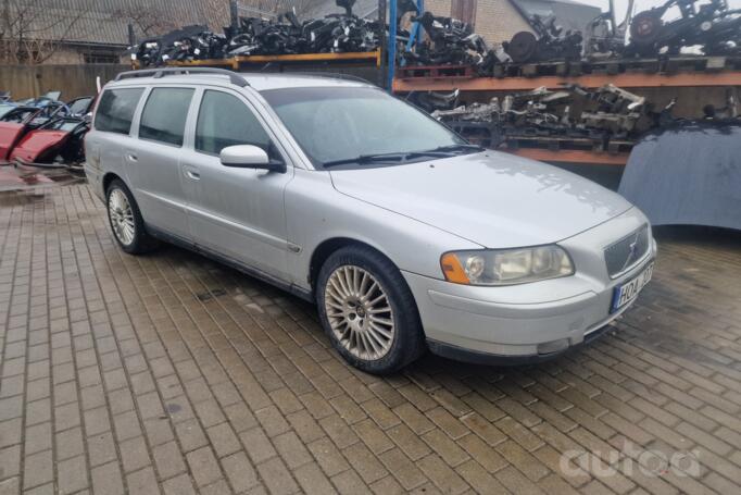 Volvo V70 2 generation [restyling] wagon 5-doors