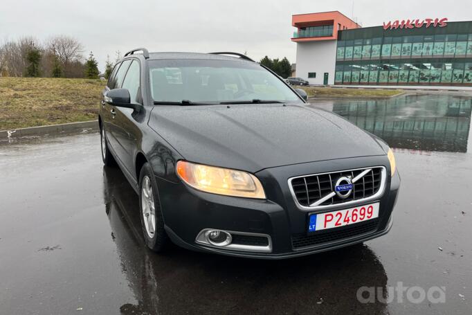 Volvo V70 3 generation wagon