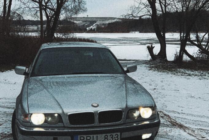 BMW 7 Series E38 Sedan