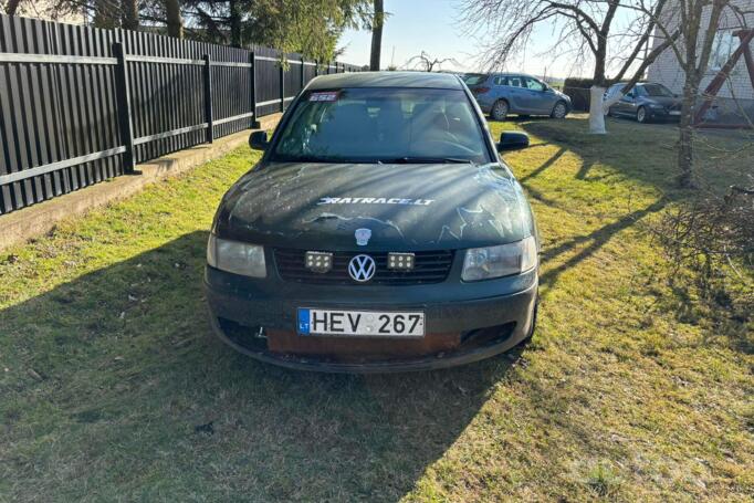 Volkswagen Passat B5 Sedan 4-doors