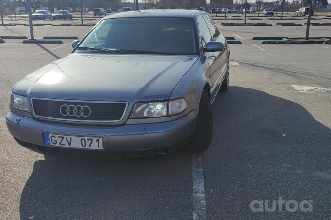 Audi A8 D2/4D Sedan 4-doors
