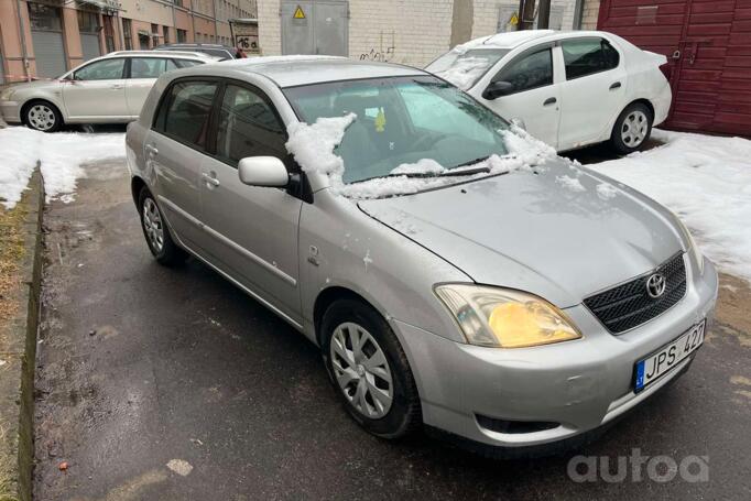 Toyota Corolla E120 Hatchback 5-doors