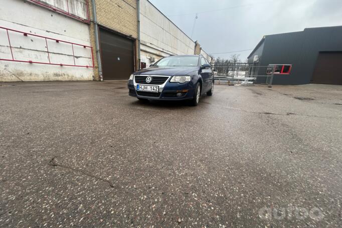Volkswagen Passat B6 wagon 5-doors
