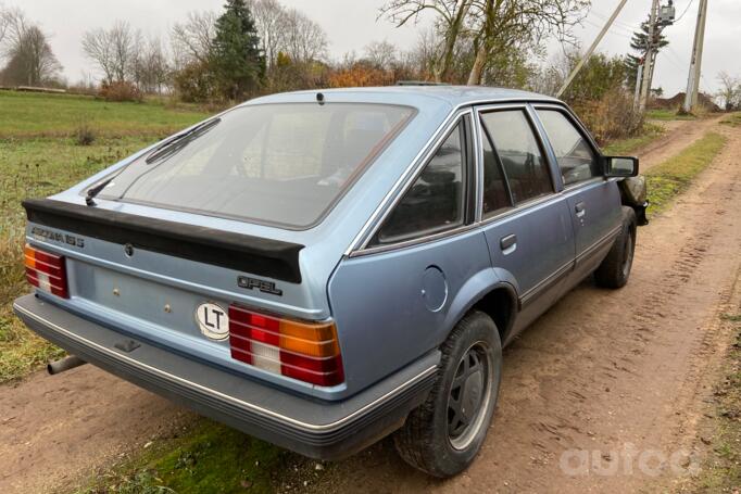 Opel Ascona C Hatchback