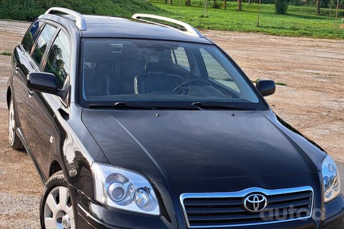 Toyota Avensis 2 generation wagon