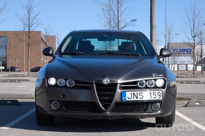 Alfa Romeo 159 1 generation Sedan