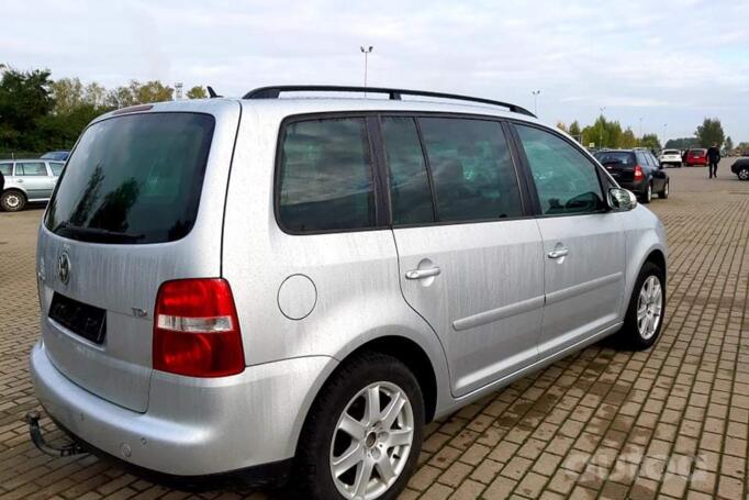 Volkswagen Touran 1 generation Minivan