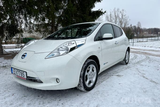 Nissan Leaf 1 generation Hatchback