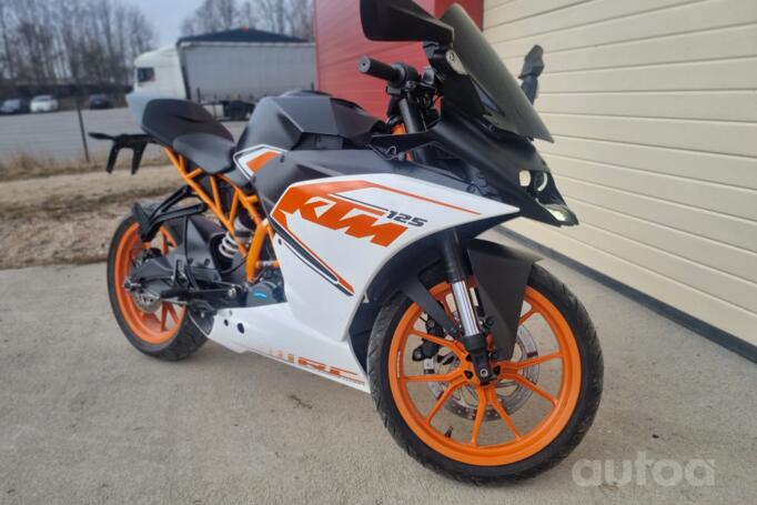 KTM RC