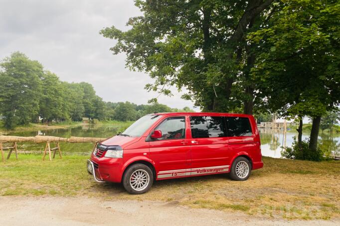 Volkswagen Multivan T5 Minivan