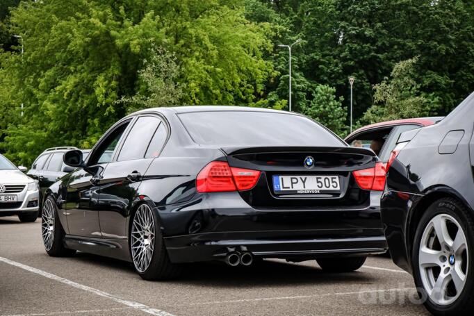 BMW 3 Series E90/E91/E92/E93 [restyling] Sedan