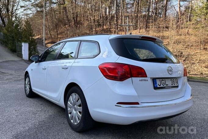 Opel Astra J [restyling] Sports Tourer wagon 5-doors