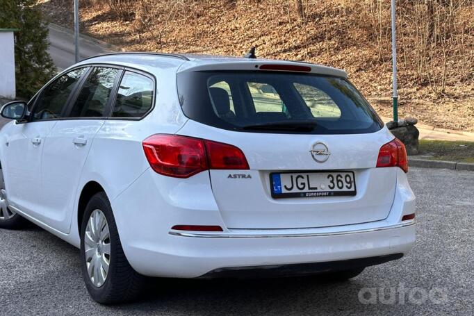 Opel Astra J [restyling] Sports Tourer wagon 5-doors