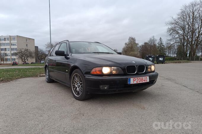BMW 5 Series E39 Touring wagon