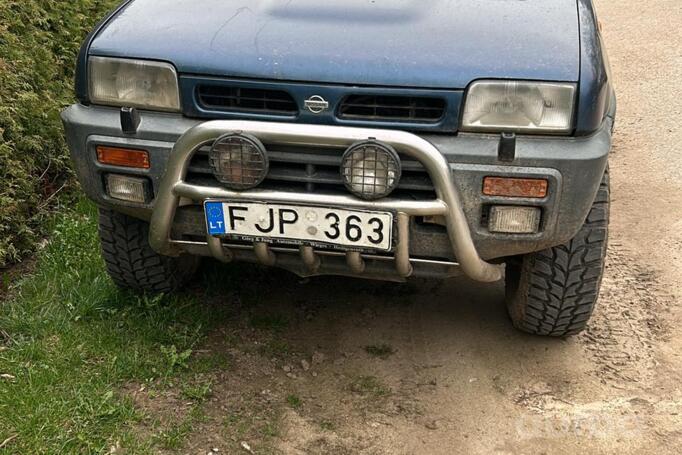 Nissan Terrano 2 generation