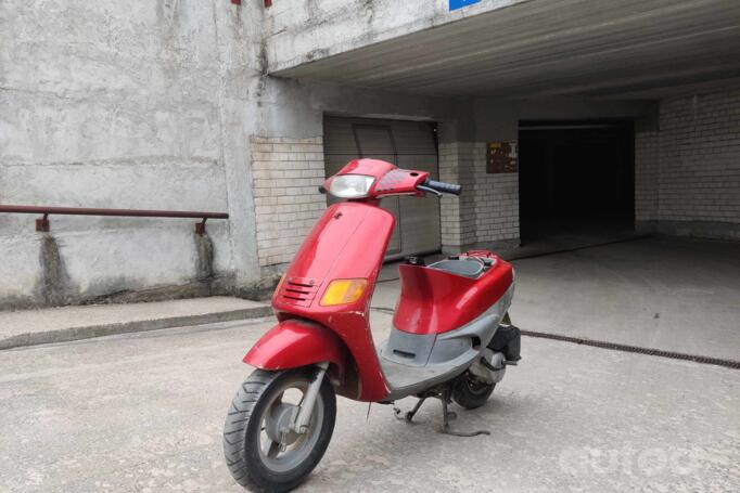 Piaggio Zip 50