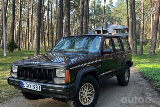 Jeep Cherokee XJ SUV 5-doors