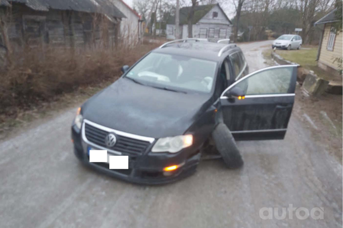 Volkswagen Passat B6 wagon 5-doors