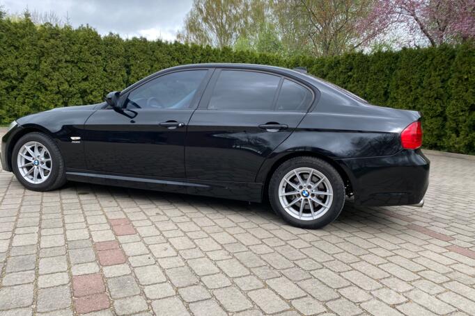 BMW 3 Series E90/E91/E92/E93 [restyling] Sedan