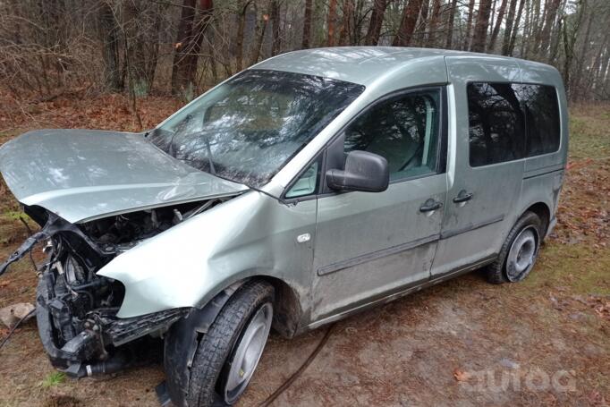 Volkswagen Caddy 3 generation Maxi minivan 4-doors