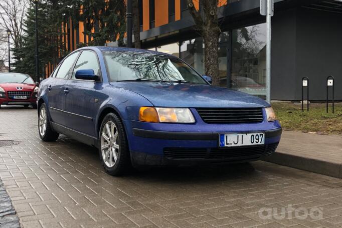 Volkswagen Passat B5 Sedan 4-doors