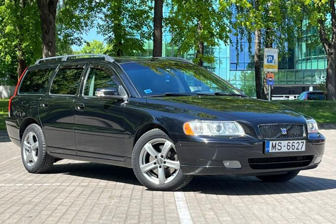 Volvo V70 2 generation [restyling] wagon 5-doors