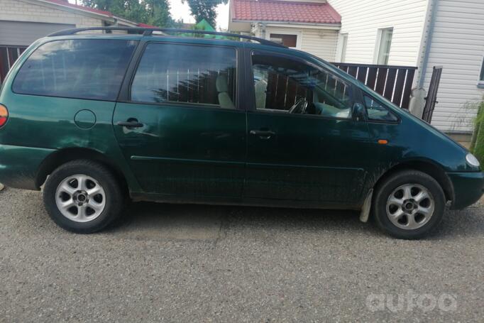 Volkswagen Sharan 1 generation Minivan 5-doors