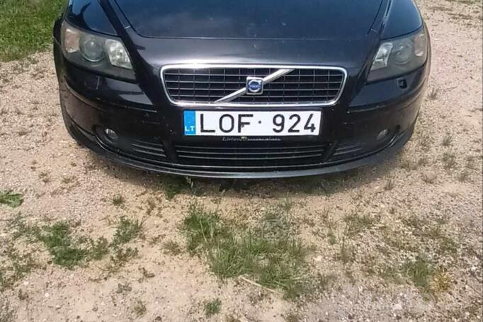 Volvo S40 2 generation Sedan