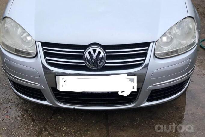 Volkswagen Jetta 5 generation Sedan 4-doors