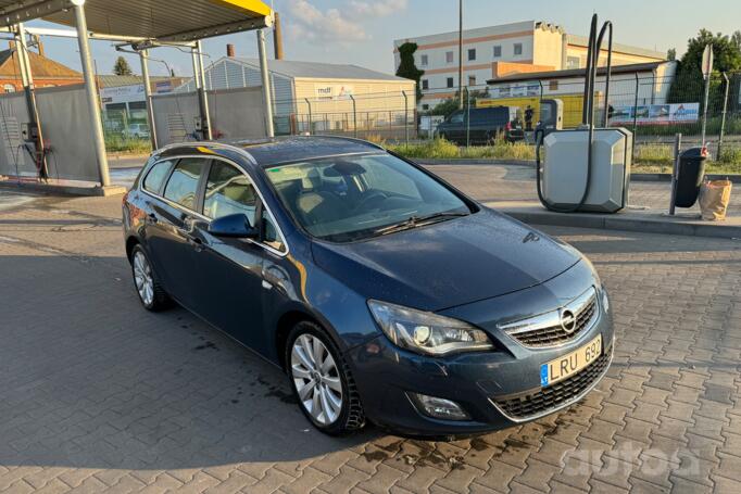 Opel Astra J [restyling] Sports Tourer wagon 5-doors