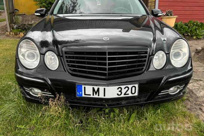 Mercedes-Benz E-Class W211/S211 wagon 5-doors