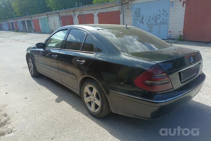 Mercedes-Benz E-Class W211 Sedan