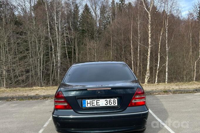 Mercedes-Benz C-Class W203/S203/CL203 Sedan 4-doors