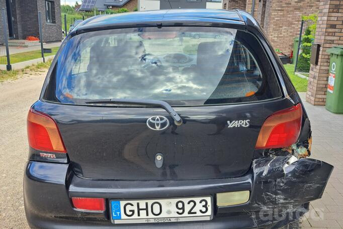 Toyota Yaris 1 generation