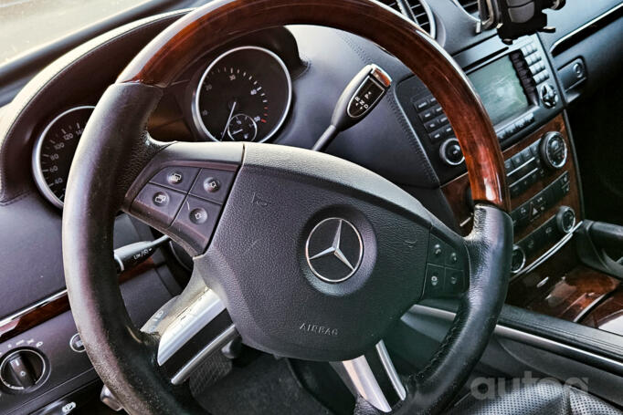 Mercedes-Benz GL-Class X164 SUV