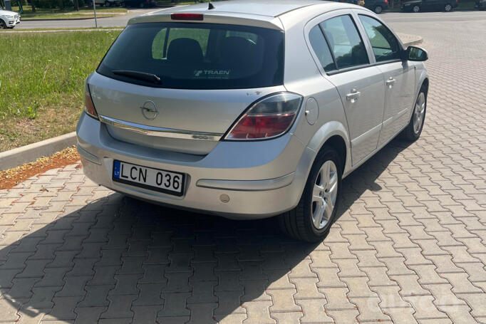 Opel Astra Family/H [restyling] Hatchback 5-doors