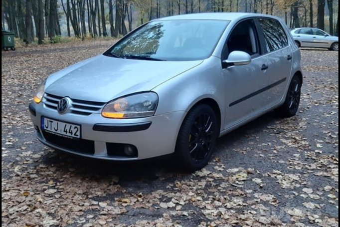 Volkswagen Golf 5 generation Hatchback 5-doors