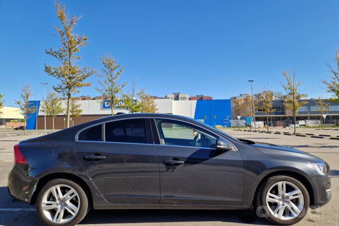 Volvo S60 2 generation [restyling] Sedan 4-doors