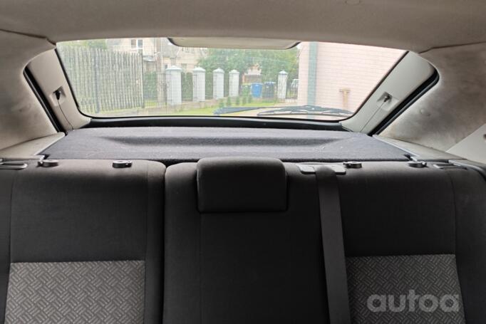 Ford Mondeo 3 generation [restyling] Liftback 5-doors
