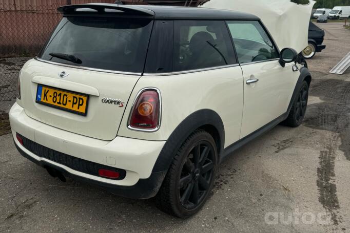 Mini Cooper R56 Hatchback