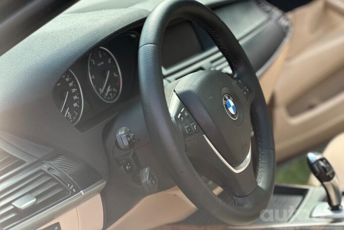 BMW X5 E70 Crossover