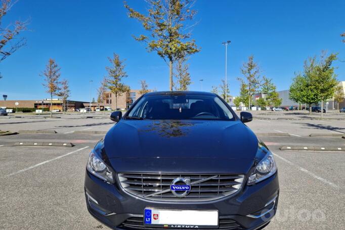 Volvo S60 2 generation [restyling] Sedan 4-doors