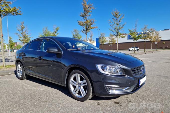 Volvo S60 2 generation [restyling] Sedan 4-doors