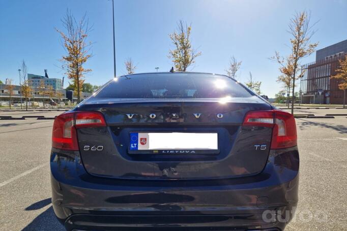 Volvo S60 2 generation [restyling] Sedan 4-doors