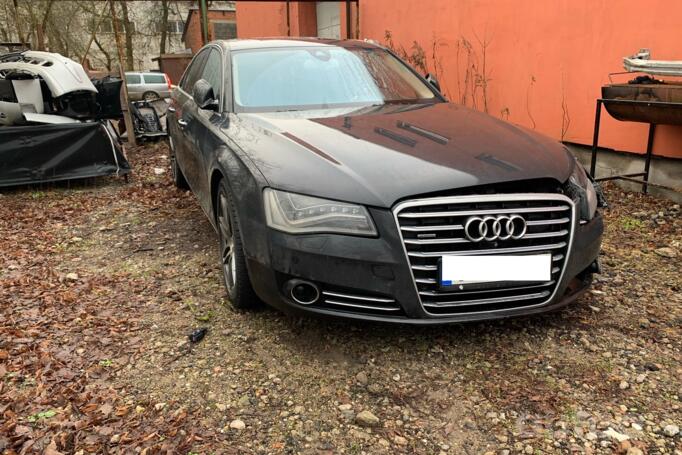 Audi A8 D4/4H Sedan