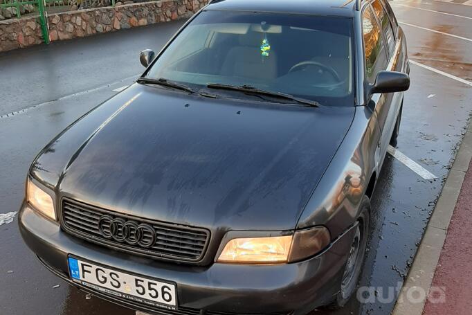 Audi A4 B5 Avant wagon 5-doors