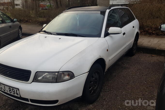 Audi A4 B5 Avant wagon 5-doors