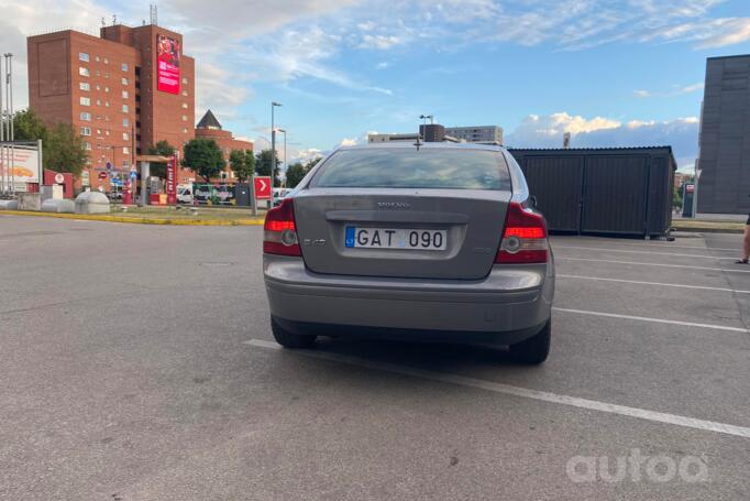 Volvo S40 2 generation Sedan