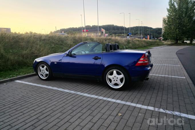 Mercedes-Benz SLK-Class R170 Roadster